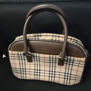 Authenic Vintage Burberry Nova Check Handbag